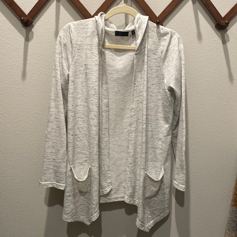 Hooded Cardigan with front pockets